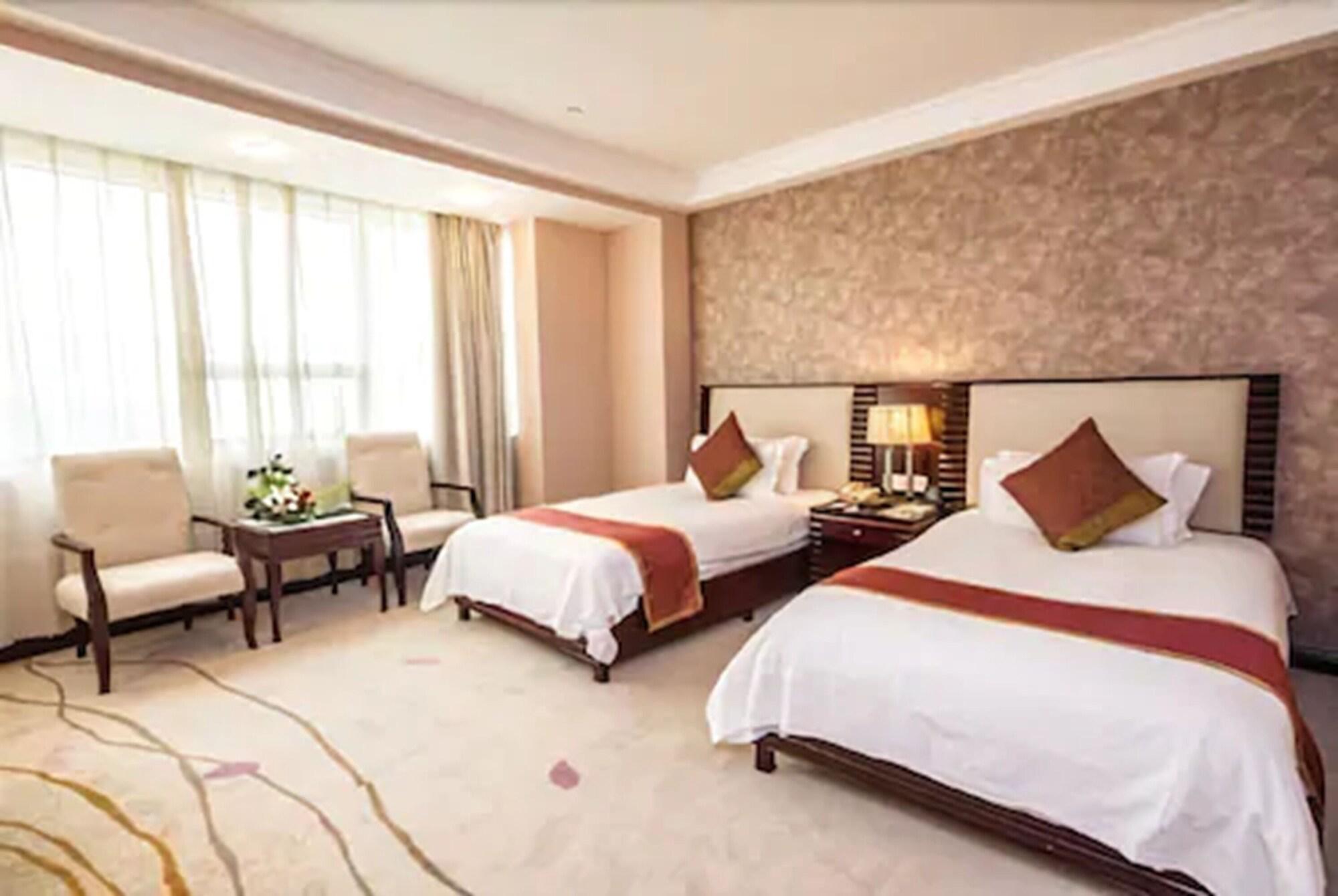 Hongyi Hotel Wuhan Esterno foto