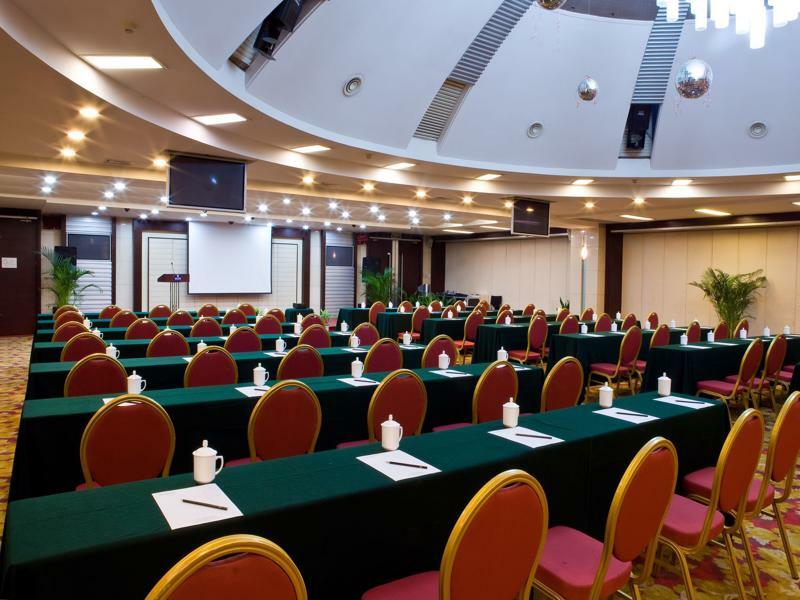 Hongyi Hotel Wuhan Esterno foto